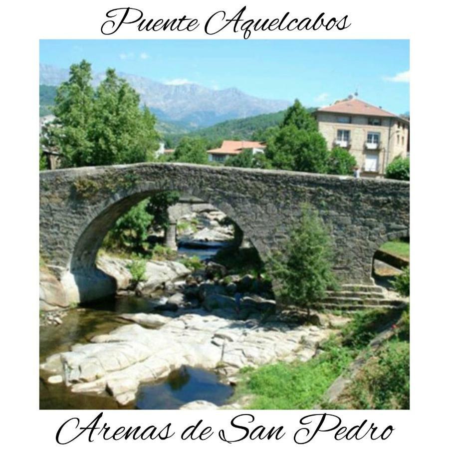 Los Callejones Arenas de San Pedro Luaran gambar